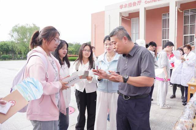 陜西省醫學傳播學會“護苗行動”青少年涉毒麻精藥品宣教活動順利開展:青柚苗